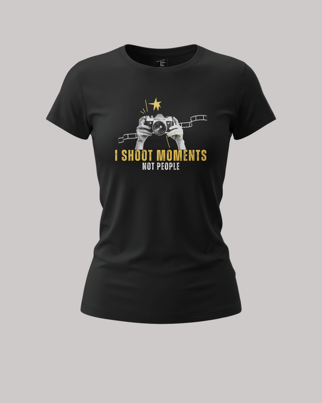 I Shoot Moments Not People Camera Print Women's Classic T-Shirt