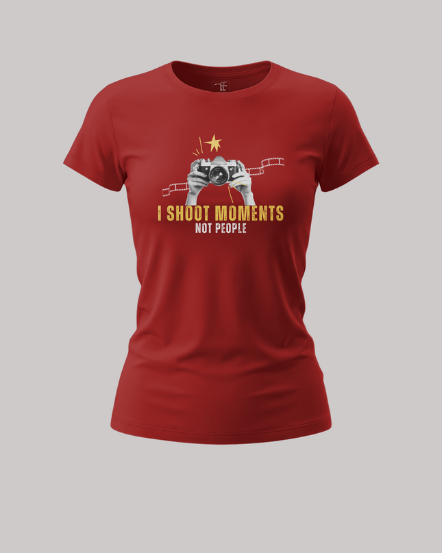 I Shoot Moments Not People Camera Print Women's Classic T-Shirt