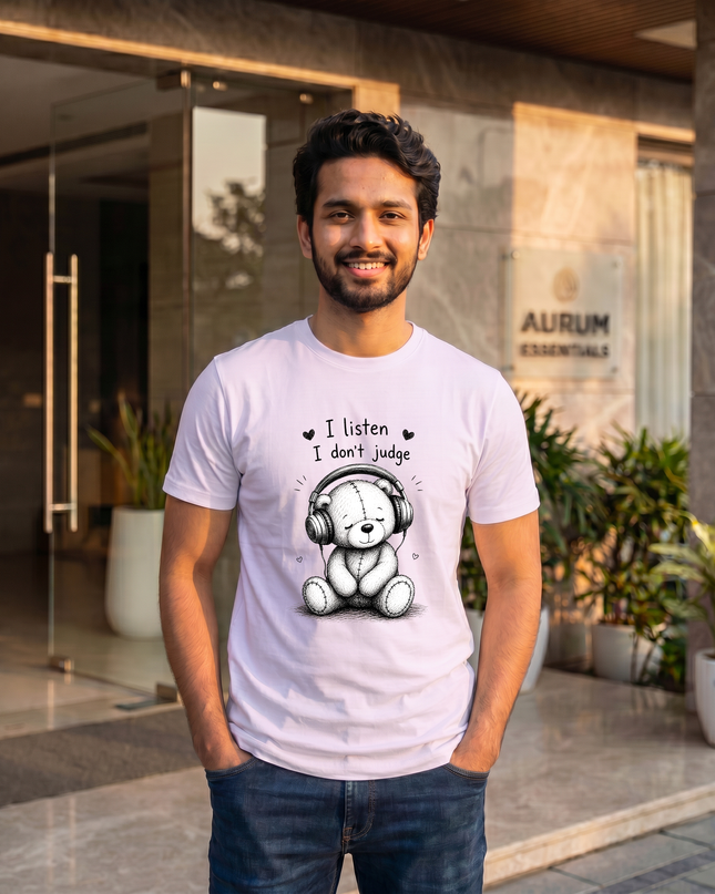 I Listen I Don’t Judge Print Regular Fit Classic Crew T-Shirt